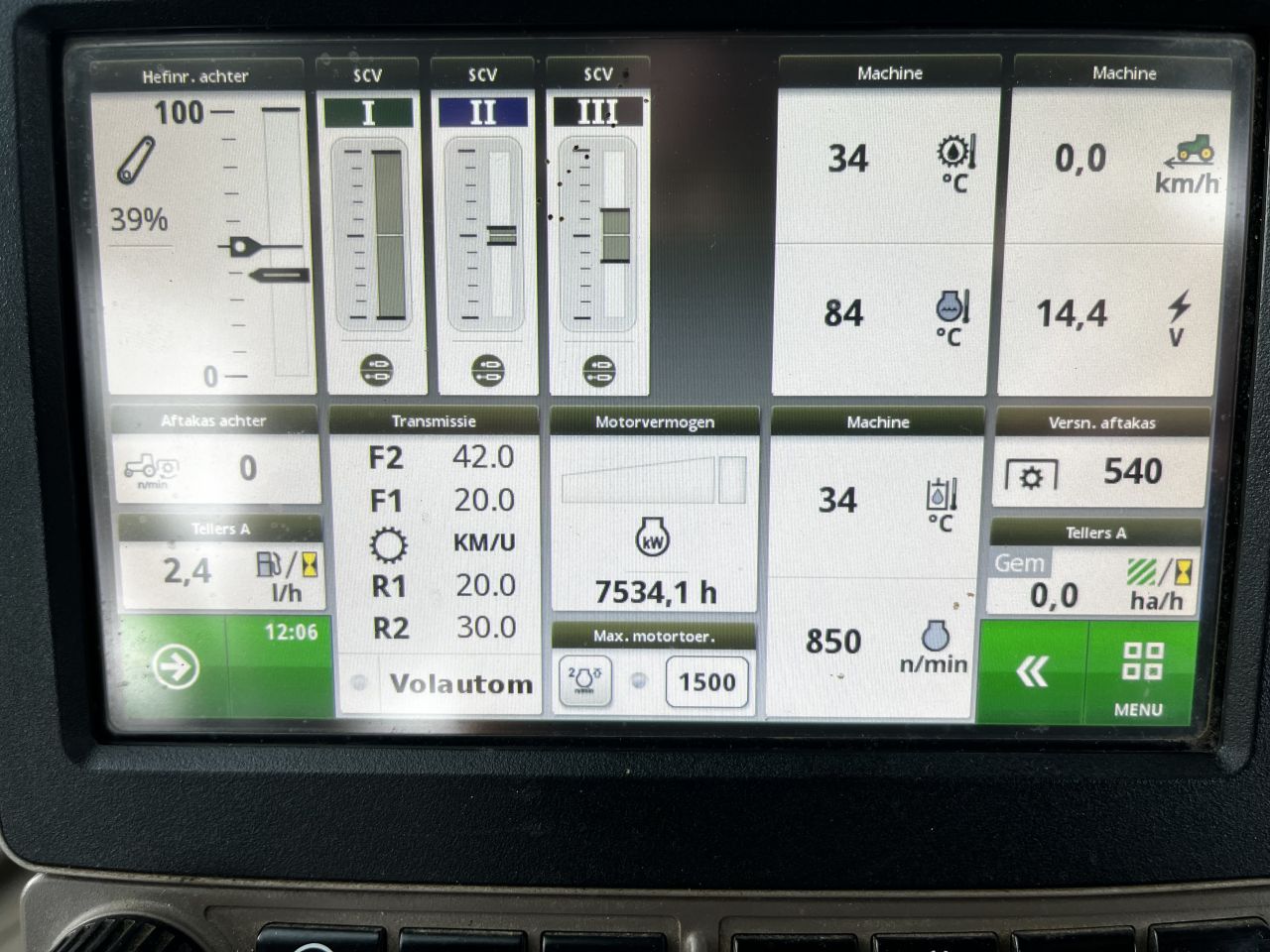 John Deere 6110R Auto power Fronthef frontaftakas