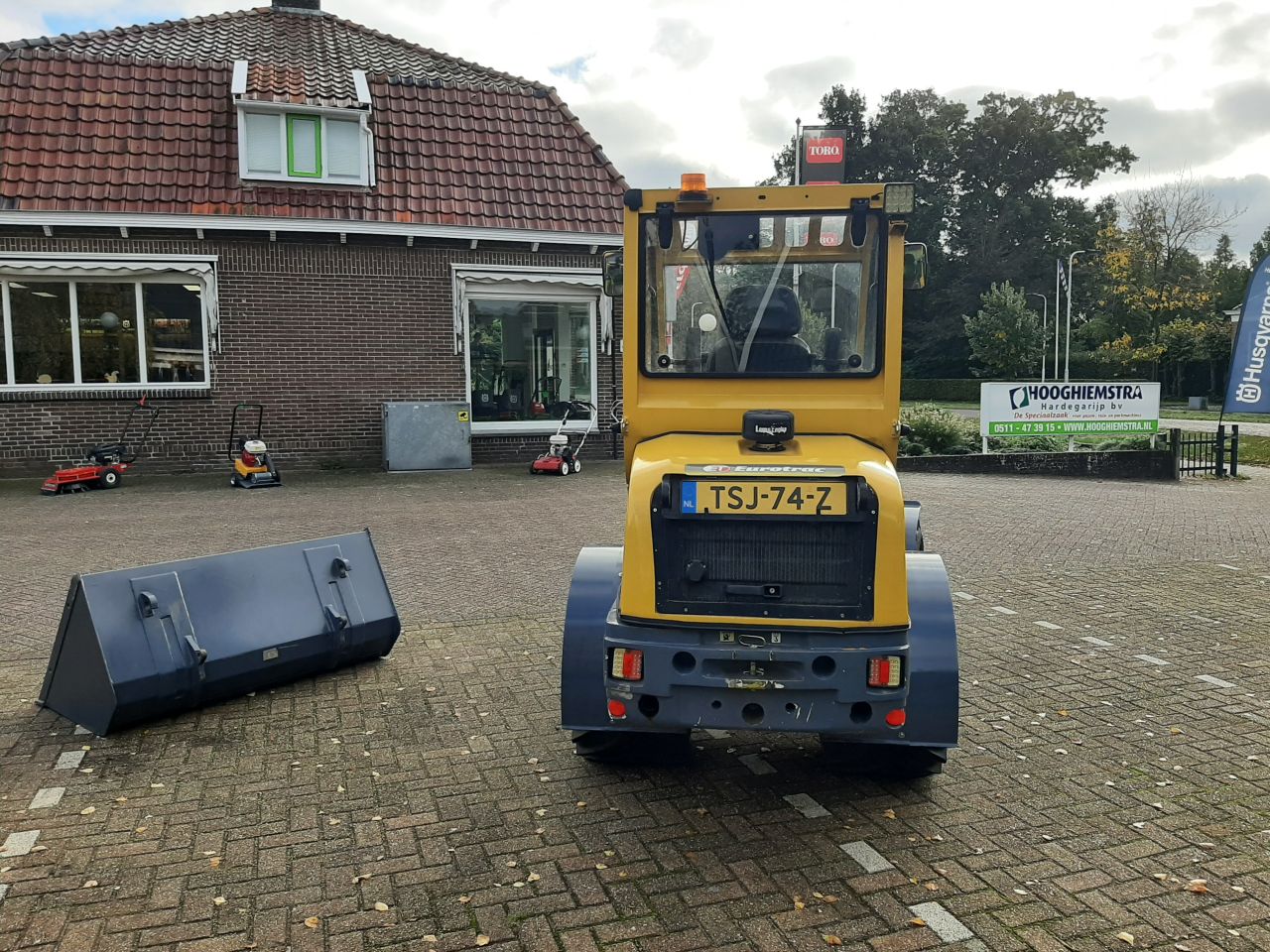 Eurotrac W12 CF XL - Bj. 2021 - 650u