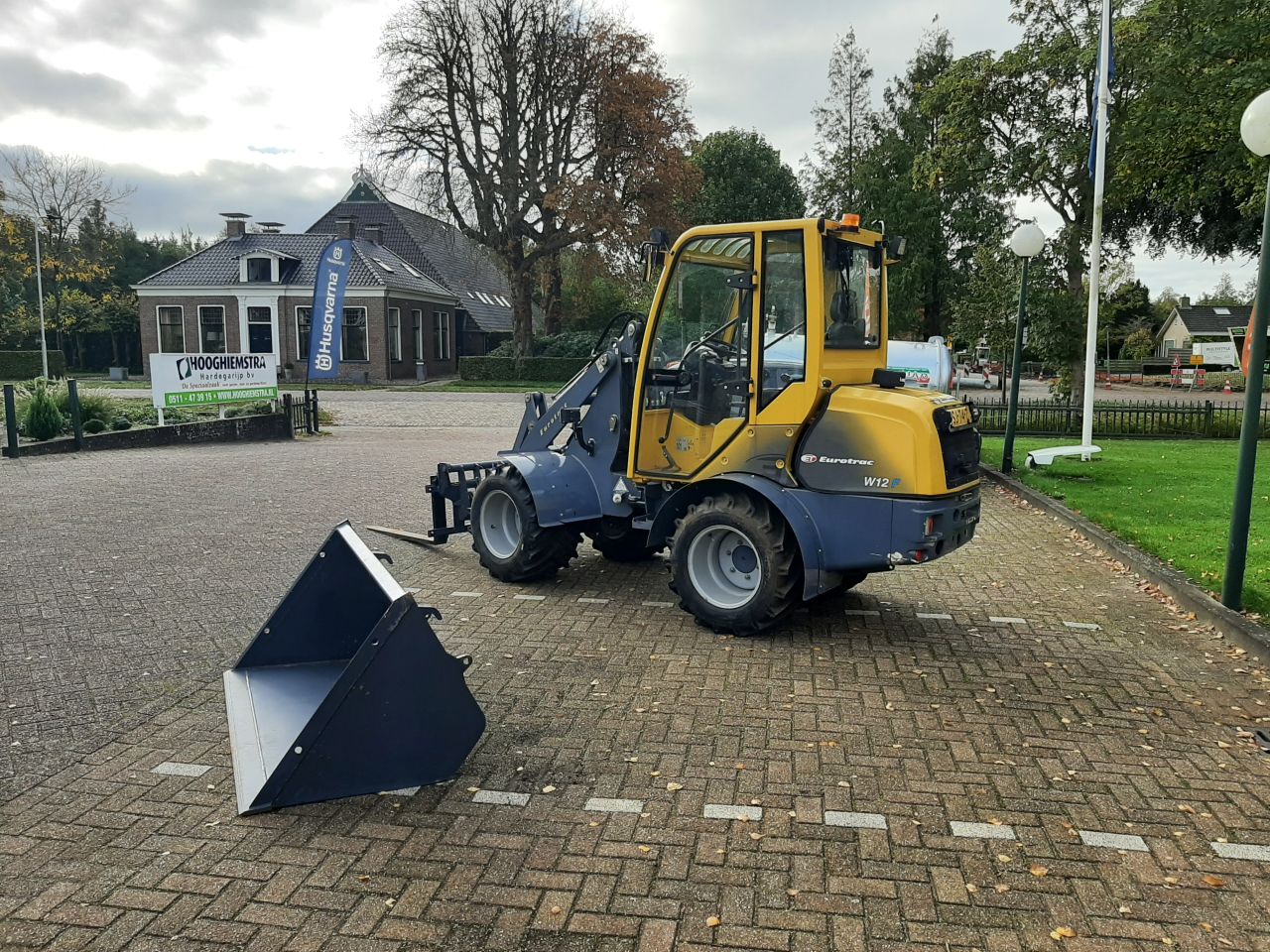 Eurotrac W12 CF XL - Bj. 2021 - 650u