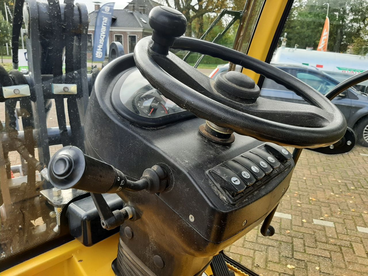 Eurotrac W12 CF XL - Bj. 2021 - 650u