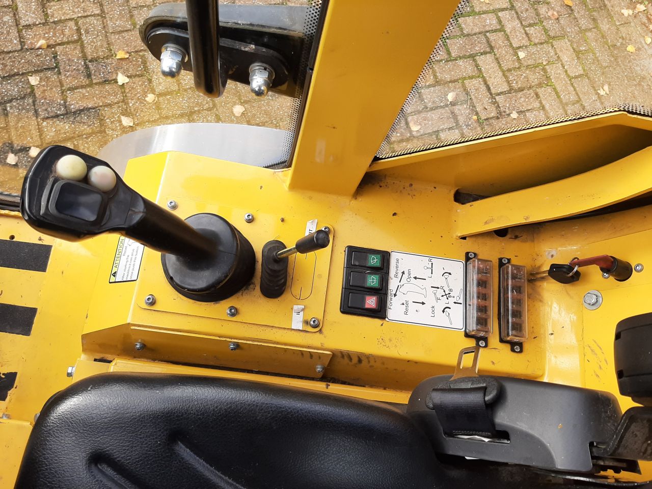 Eurotrac W12 CF XL - Bj. 2021 - 650u