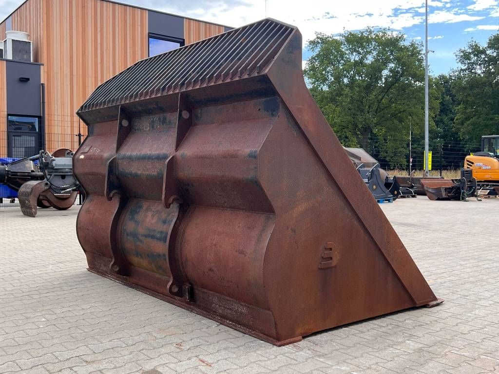 Volvo L90-L110-L120 Laadbak-Loading bucket Ladeschaufel
