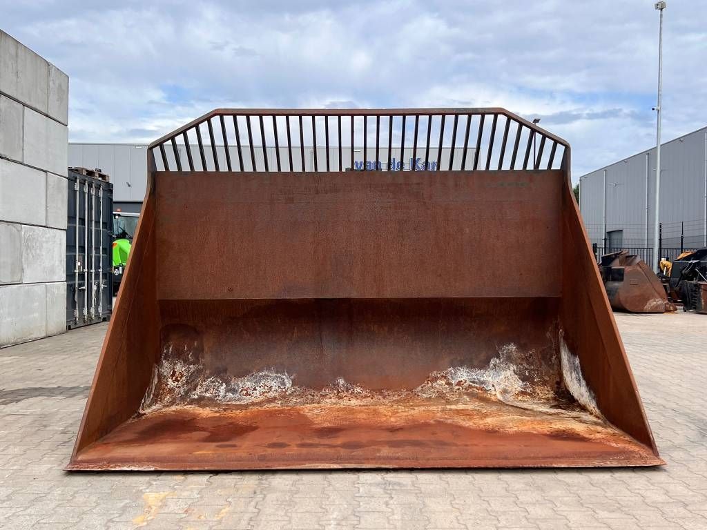 Volvo L90-L110-L120 Laadbak-Loading bucket Ladeschaufel