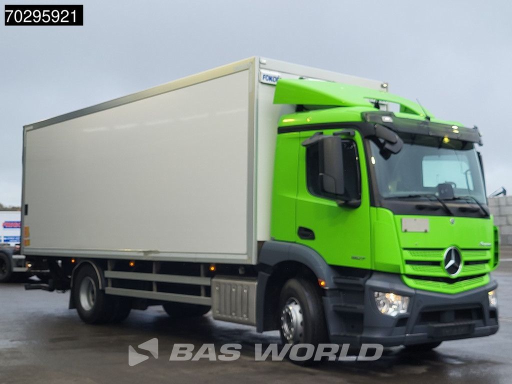 Mercedes Antos 1827 4X2 2000kg Ladebordwand box heating Automatic Xenon Euro 6
