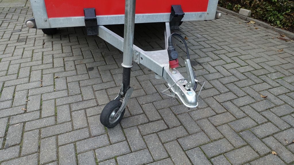 Pak gesloten aanhangwagen