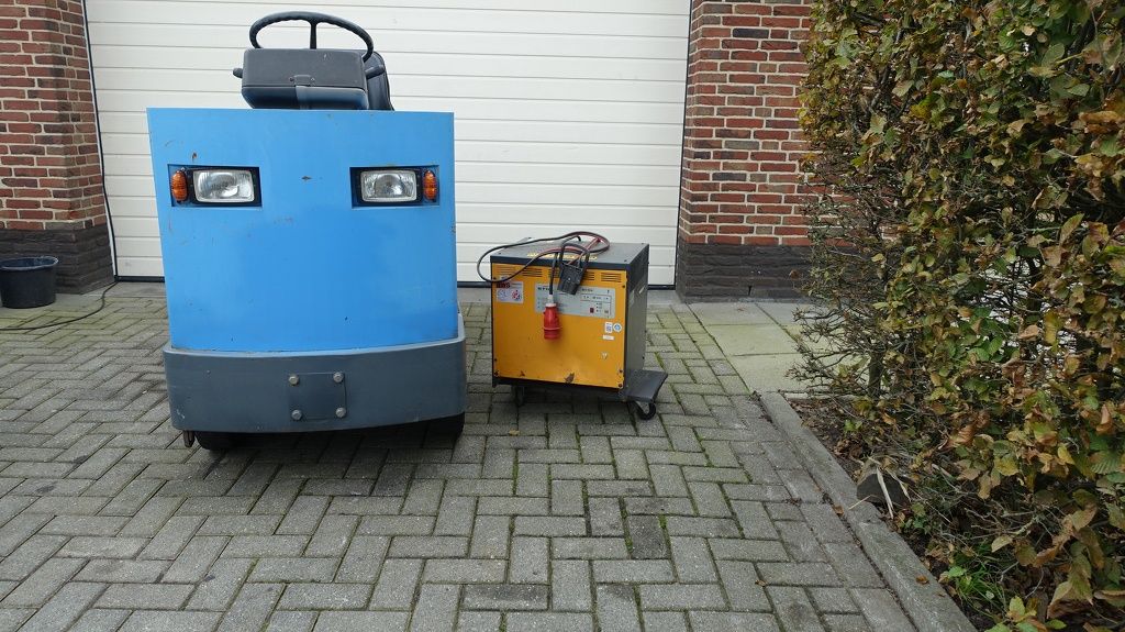 Hako Electro trekker Sherpa S/5 48 volts met acculader