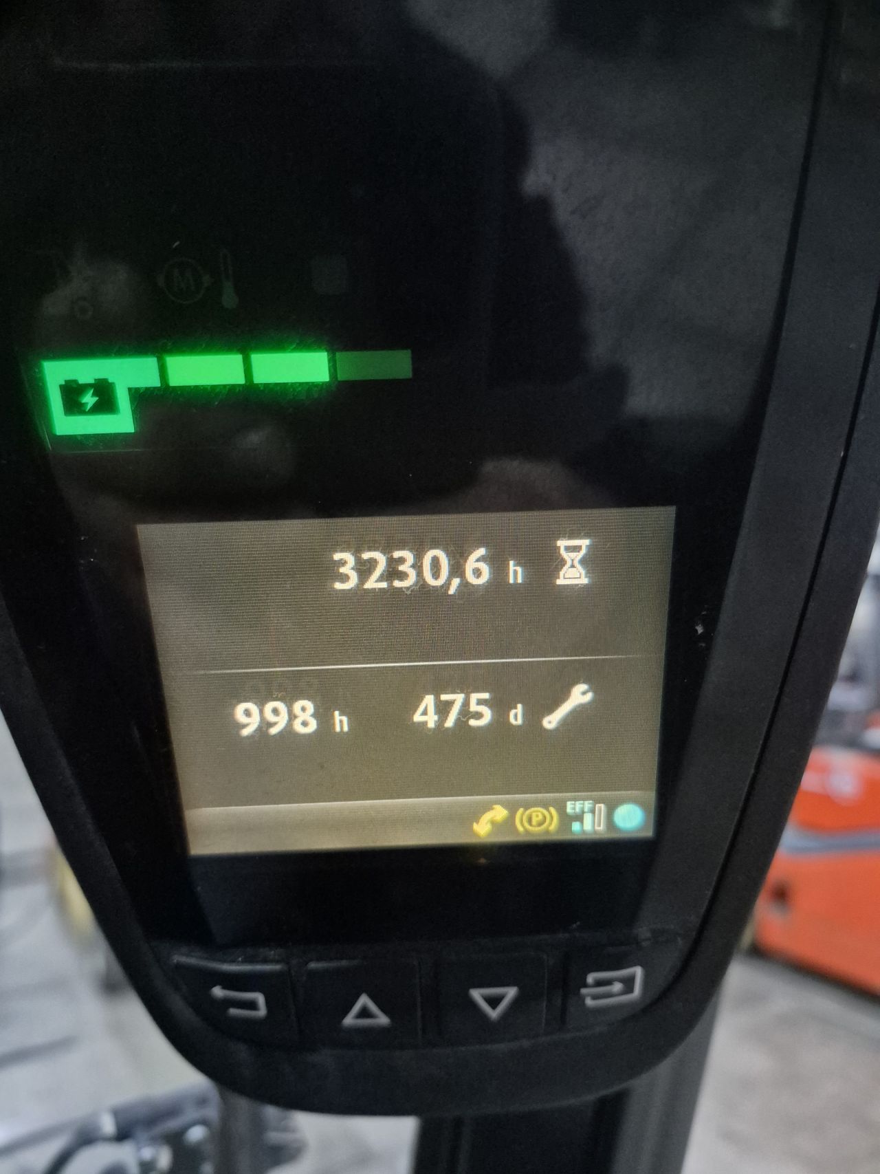Linde E25-01 bj 2021 triplex sideshift 4.760 mm 3230 uur.