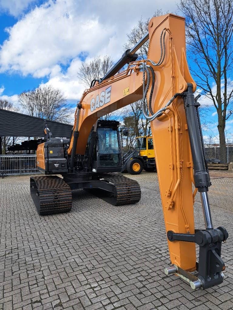 CASE CX210E