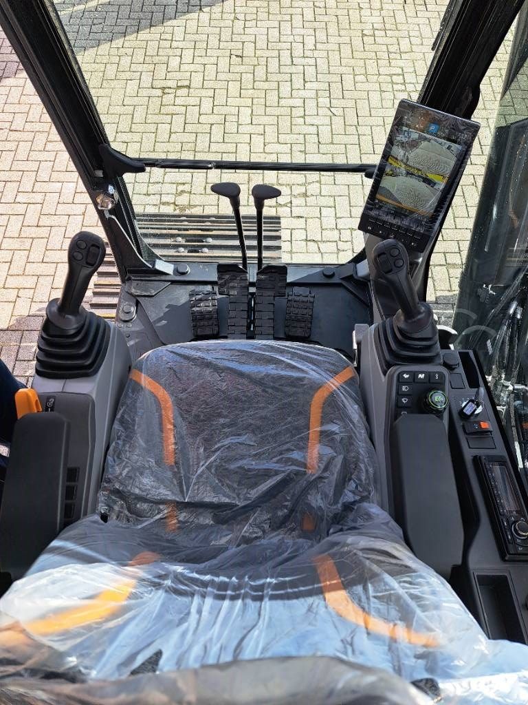 CASE CX210E