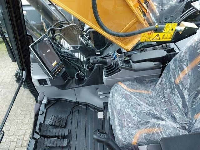 CASE CX250E