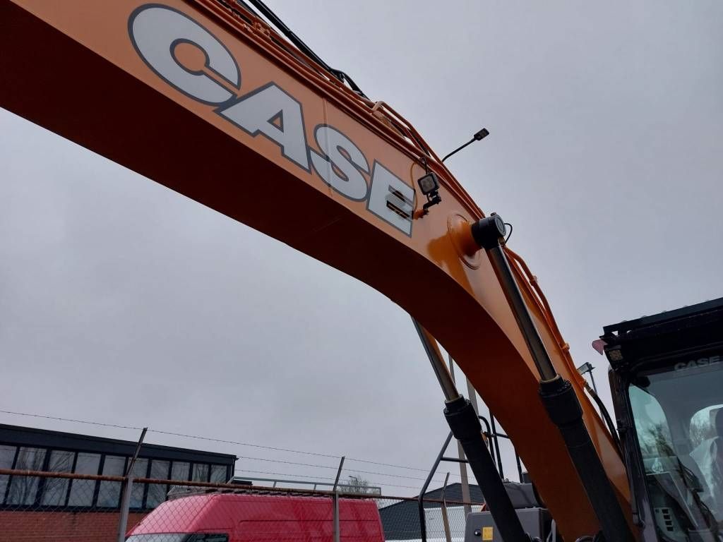 CASE CX250E