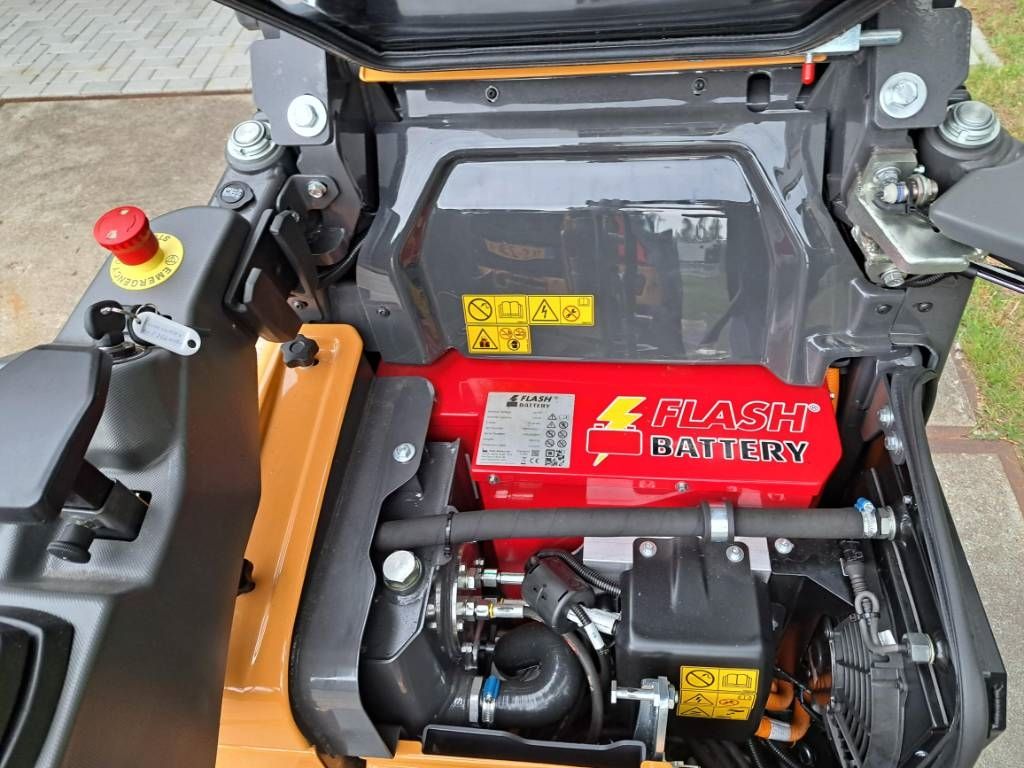 CASE CX15EV
