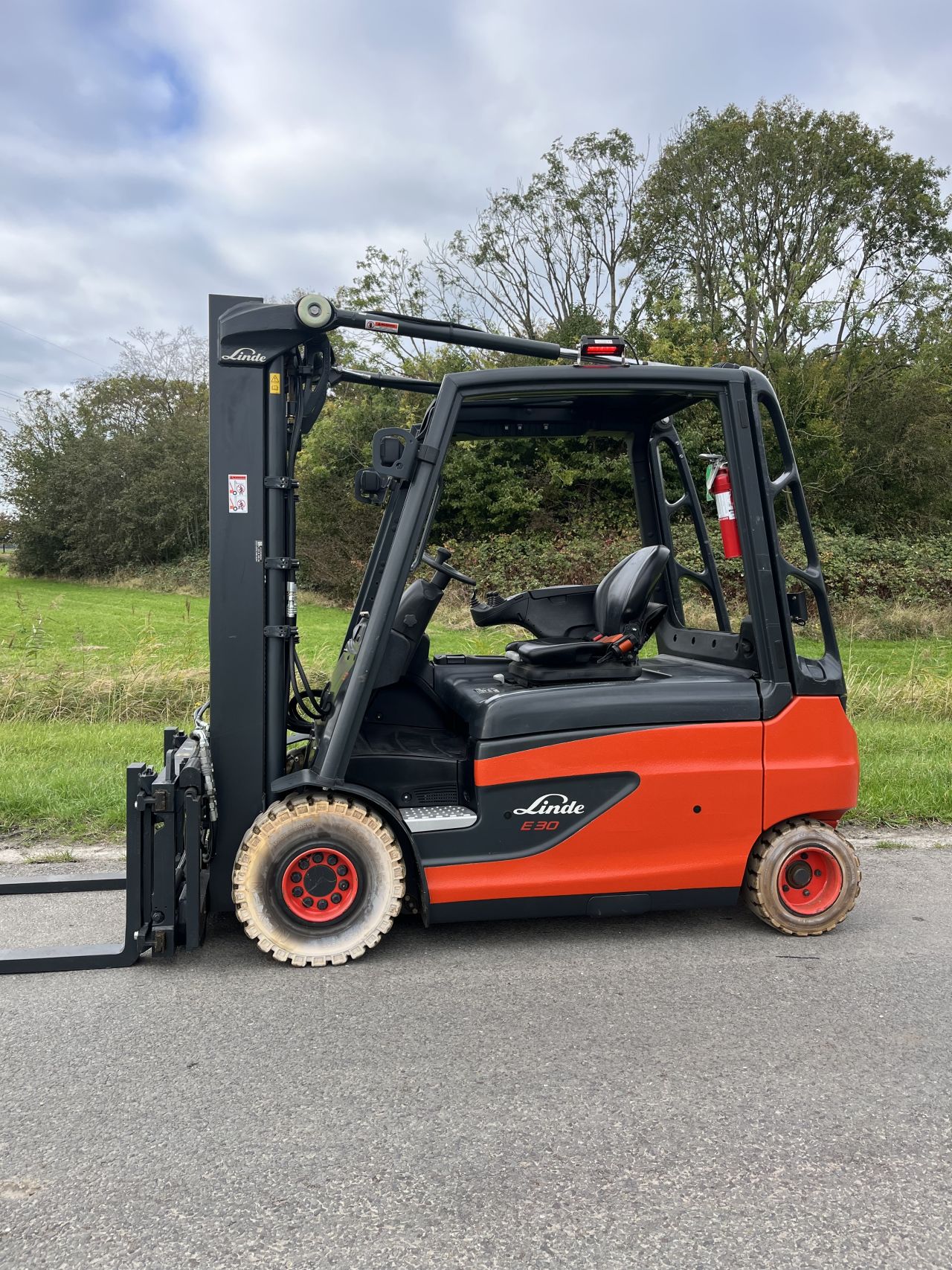 Linde E30L 2018 elektrische heftruck triplo Sideshift vorkverste