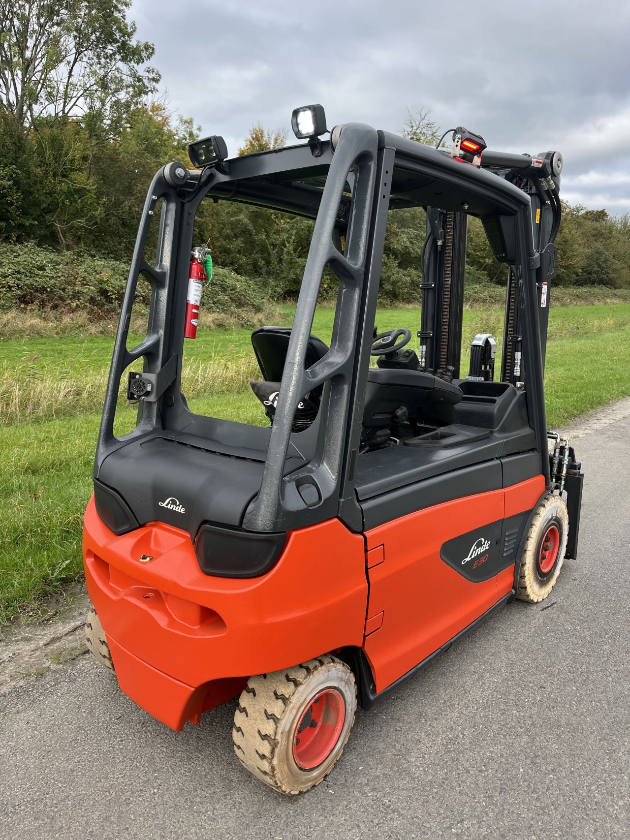 Linde E30L 2018 elektrische heftruck triplo Sideshift vorkverste