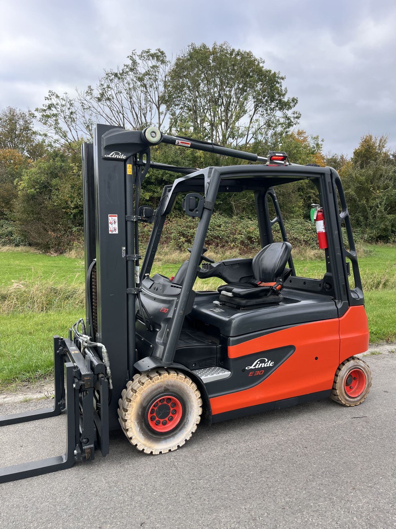 Linde E30L 2018 elektrische heftruck triplo Sideshift vorkverste