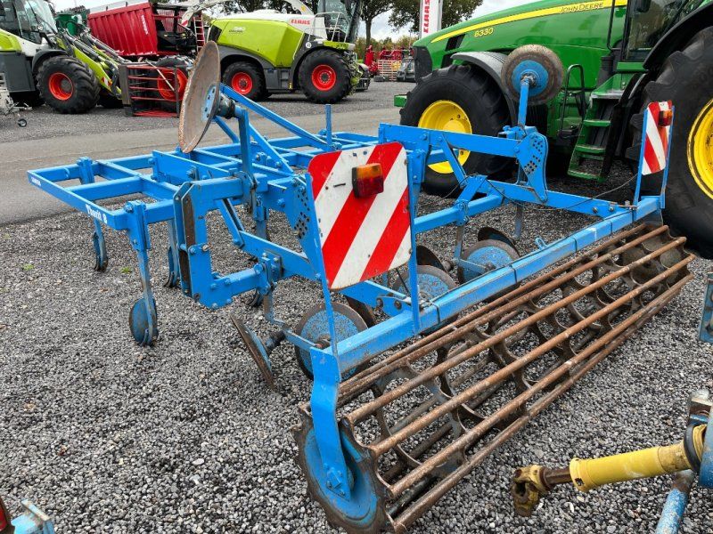 Lemken THORIT 8/300, Mulchsaat, zusätzlich Flügelschare dabei