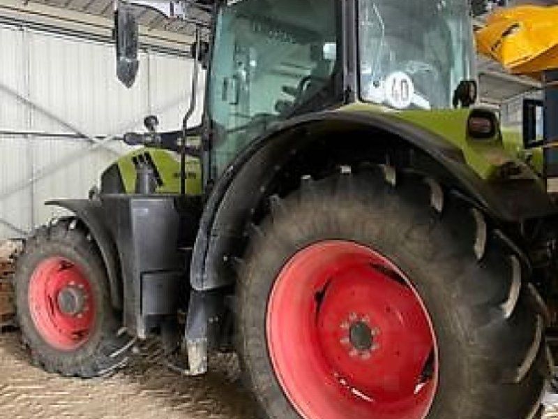 Claas Arion 610