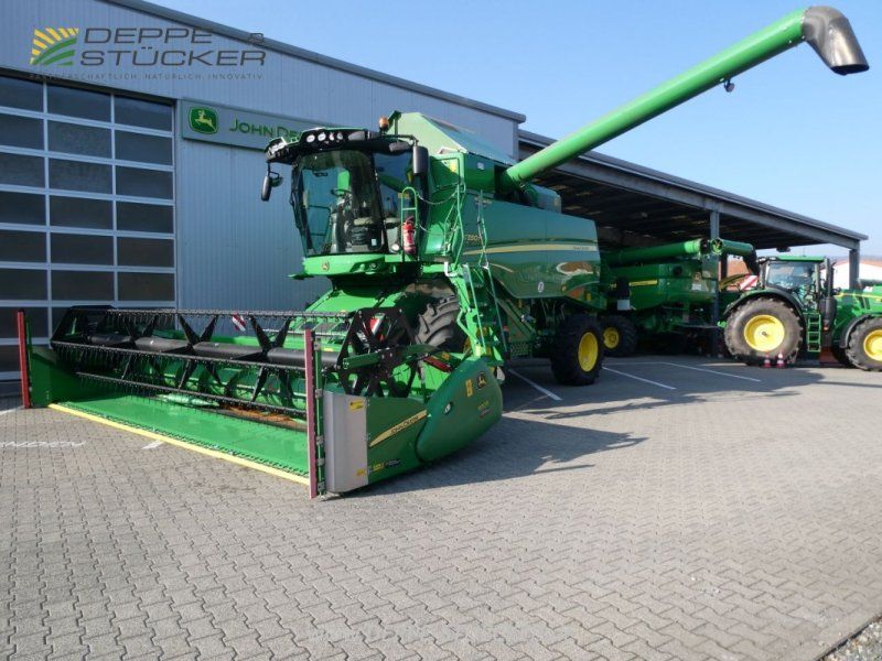 John Deere T550 HM mit 620R + SWW