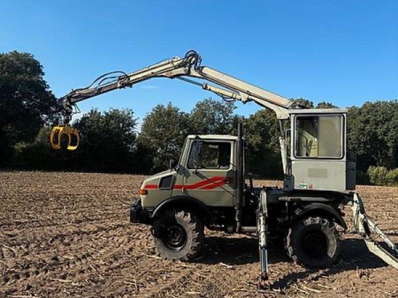 Mercedes-Benz U1200 427/10 Bagger Kran Holzgreifer Perzl HVZ110 TÜV MwSt