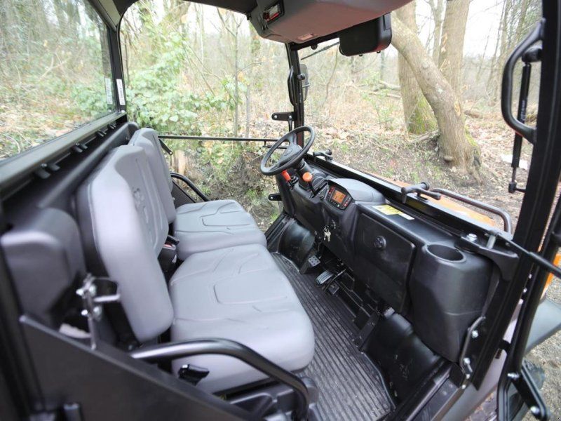 Kubota RTV-X1110-TR Cab Wh