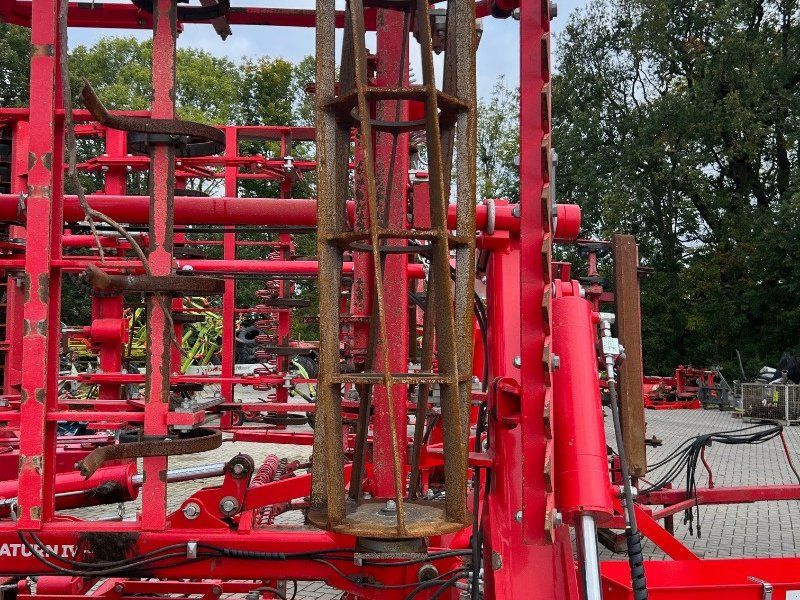 Opall-Agri Saturn IV 6