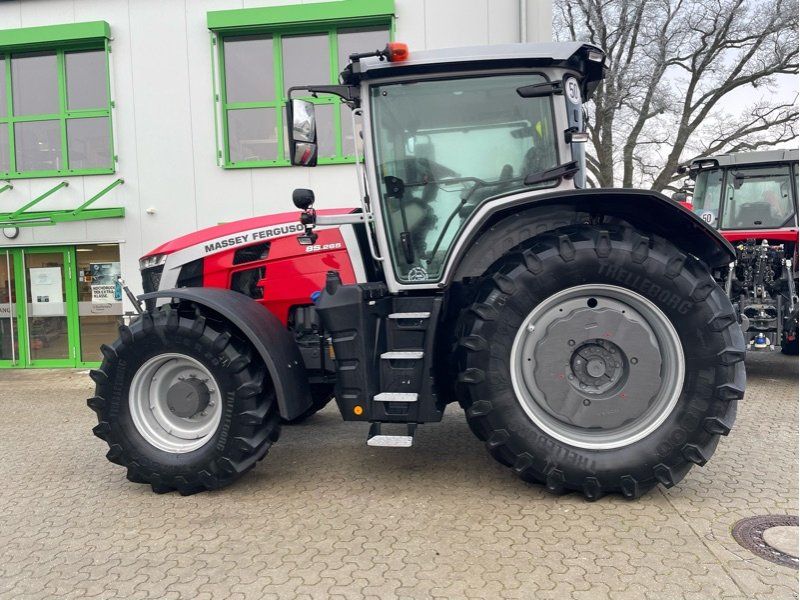 Massey Ferguson 8S.305 Dyna-VT CLUSIVE