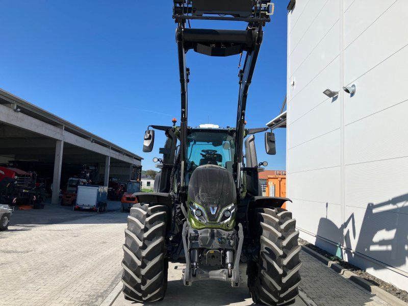 Valtra Q 285