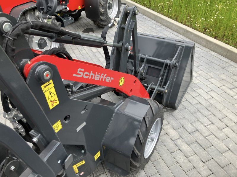 Schäffer Hoflader Typ 1622