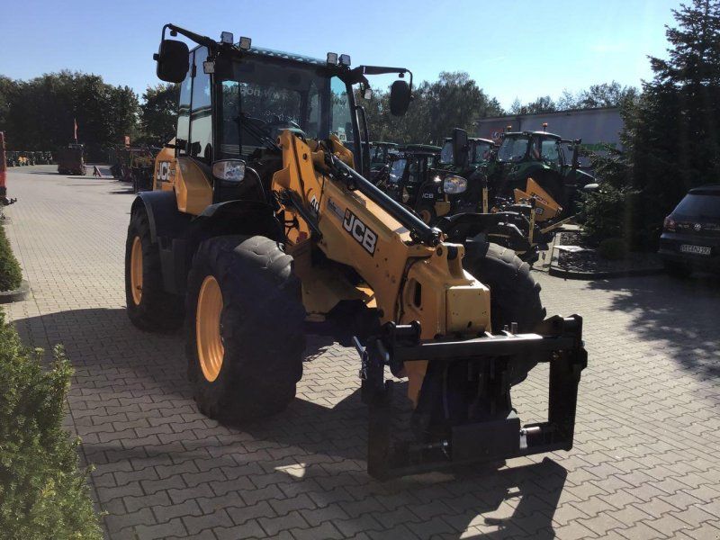 JCB TM320