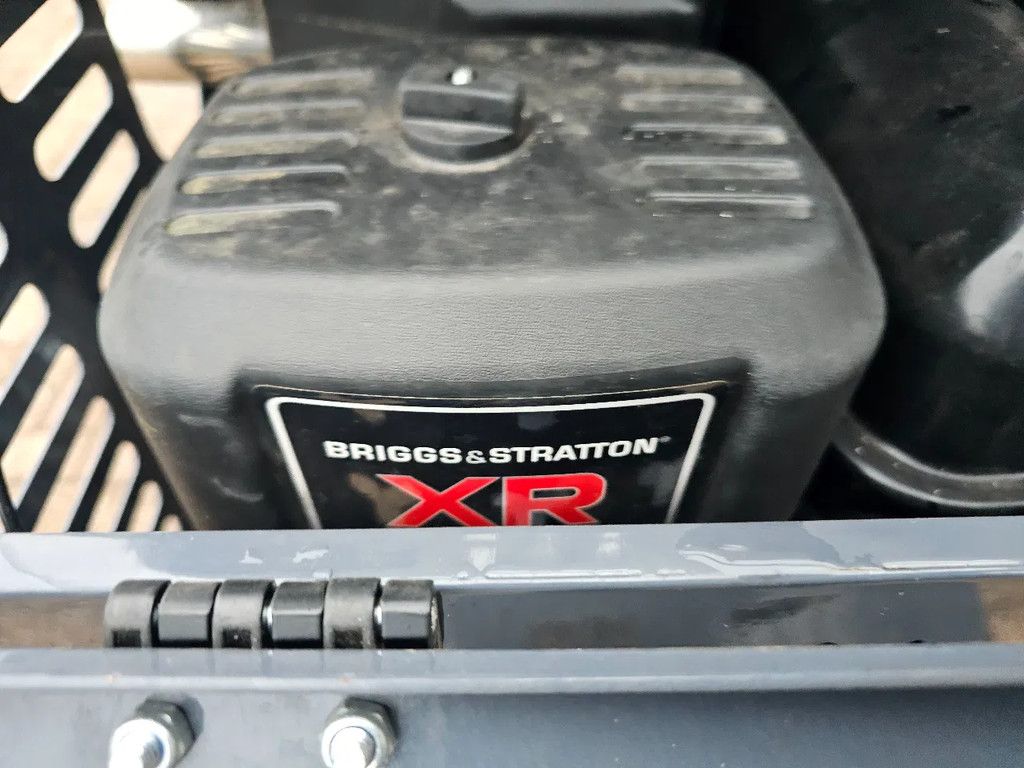 Briggs en Stratton Rupsdumper! Swivel draaikrans hinowa messersi