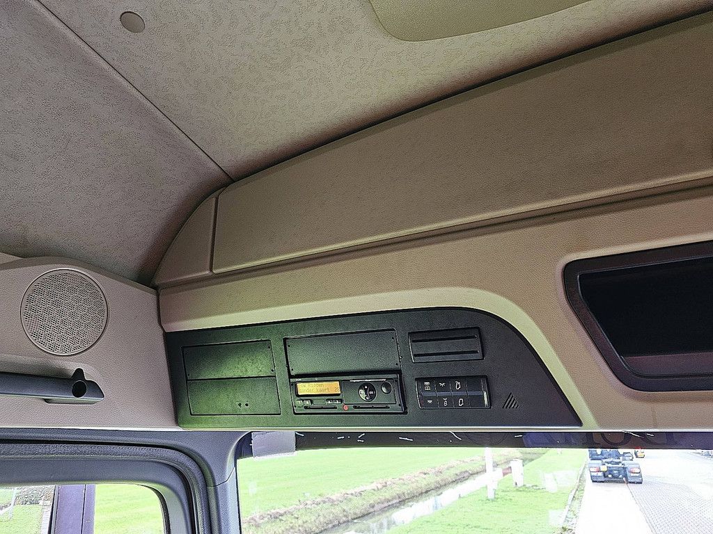 MERCEDES-BENZ ACTROS 1845 LS