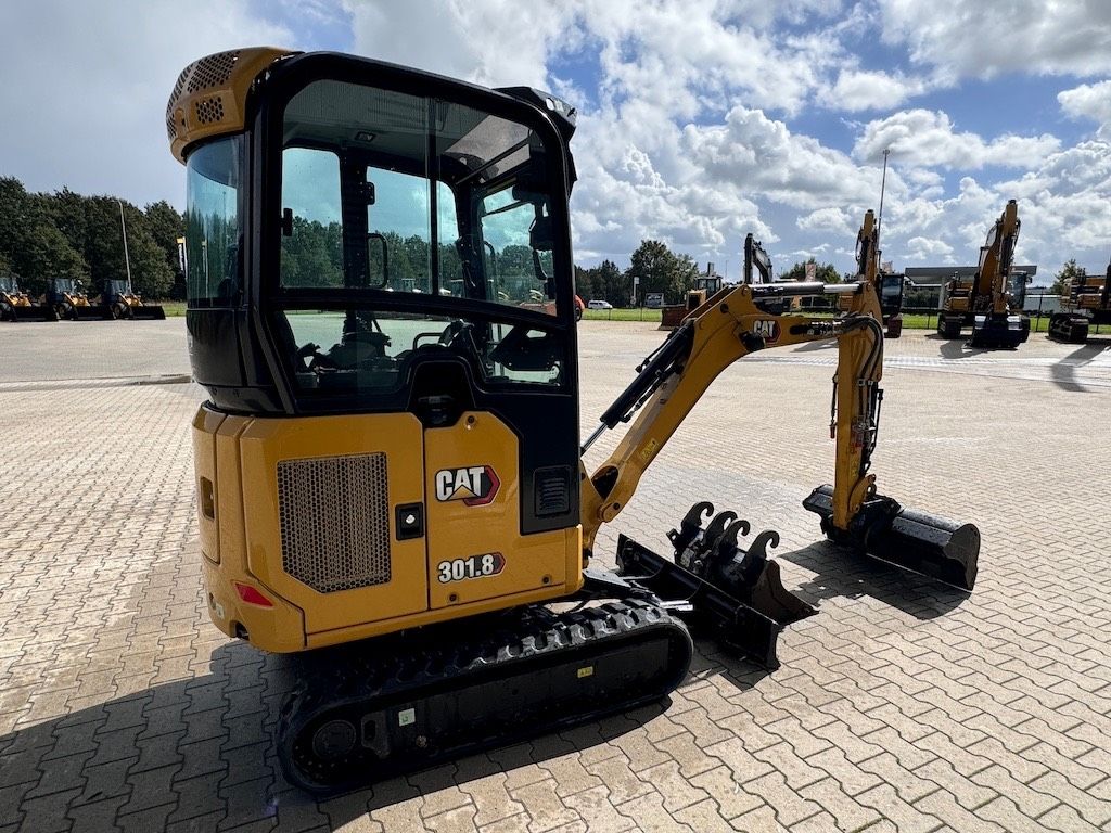 CAT 301.8