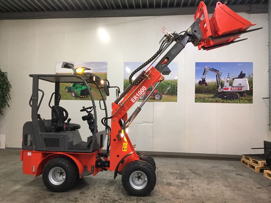 Diverse kniklader minishovel shovel wiellader