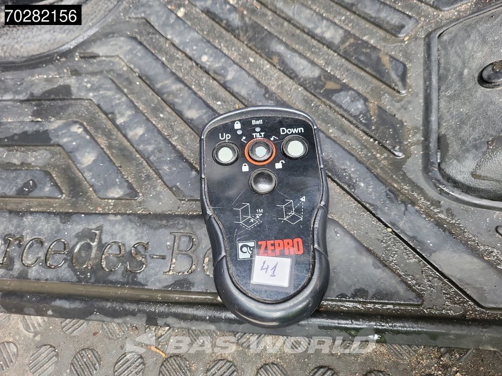 Mercedes Atego Atego 1524 4X2 Thermo-King T1200R 1500kg Ladebordwand Automatic Euro 6