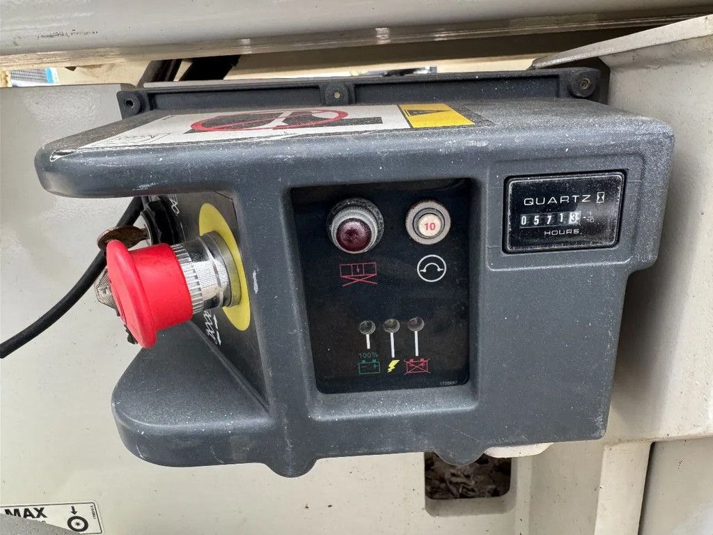 JLG 2630ES Hoogwerker Schaarhoogwerker