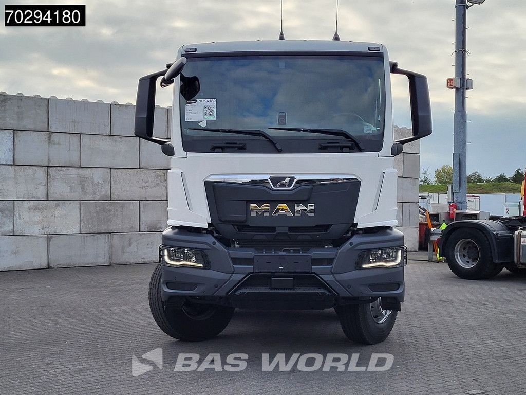 MAN TGS 41.440 8X4 New! 12m3 Schwing Mixer Big-Axle Steelsuspension Automatic Euro 6