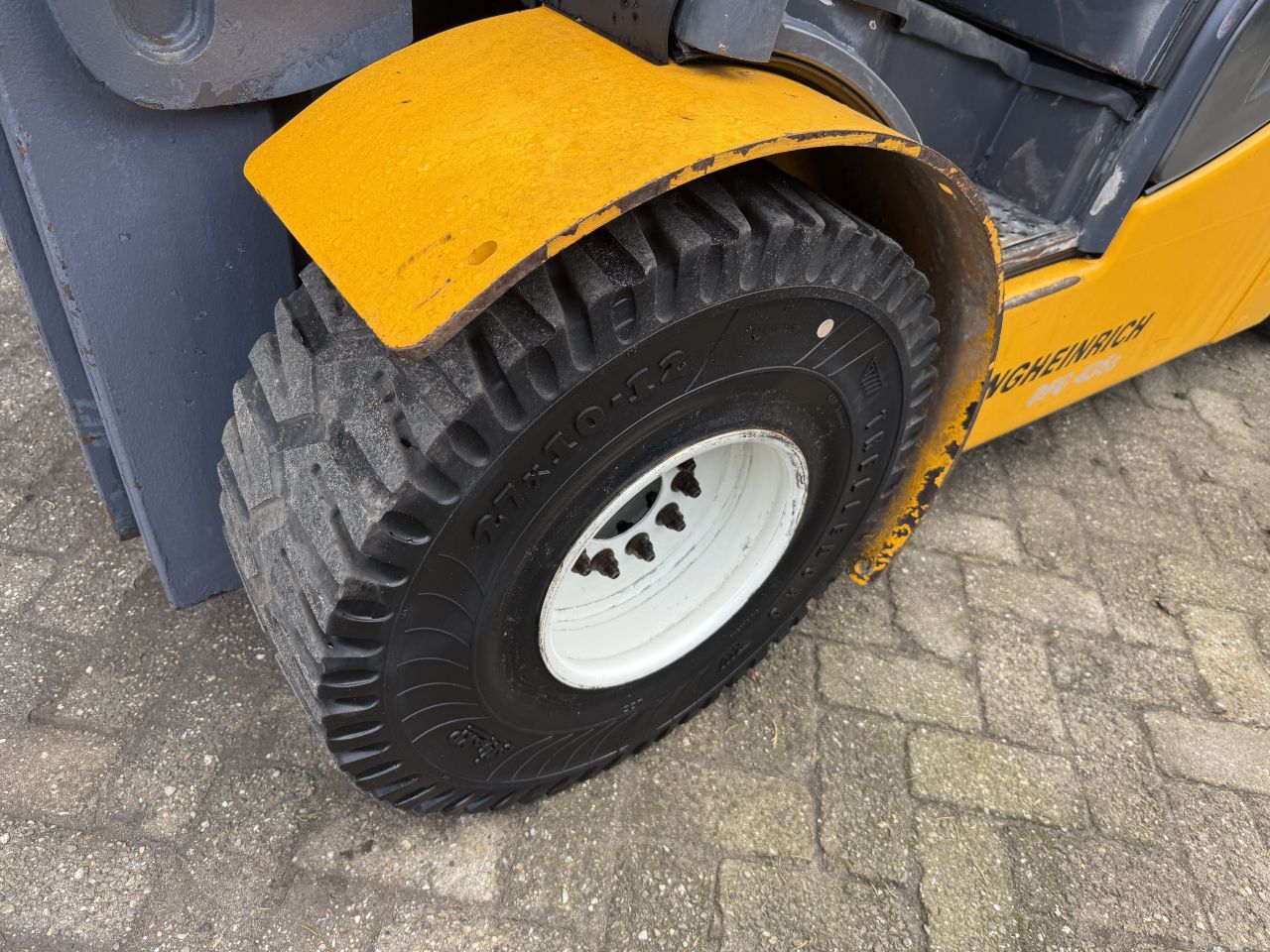 Jungheinrich 3.5 tonner diesel 3-delige mast + sideshift