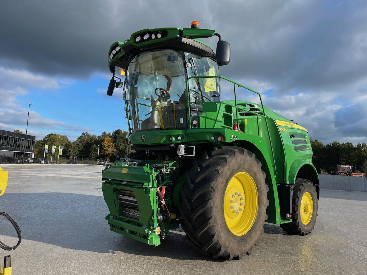John Deere 8200 140 uur!!! Ex Demo