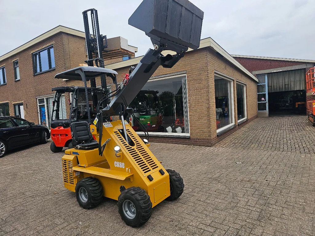 Bobcat Skidster loader shovel ck80
