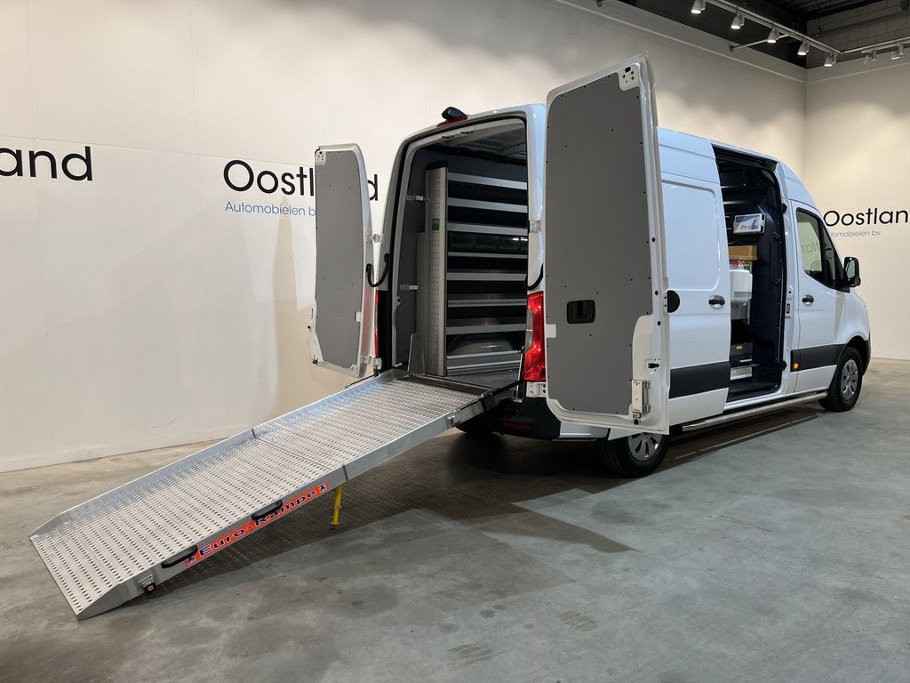 Mercedes-Benz Sprinter 311 CDI L2H2 RWD / Euro 6 / Servicebus / Bott inrichting / 220V / Airco / Oprijplaat / Compressor / CarPlay / Camera