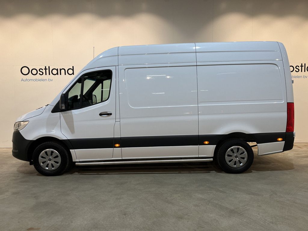 Mercedes-Benz Sprinter 311 CDI L2H2 RWD / Euro 6 / Servicebus / Bott inrichting / 220V / Airco / Oprijplaat / Compressor / CarPlay / Camera