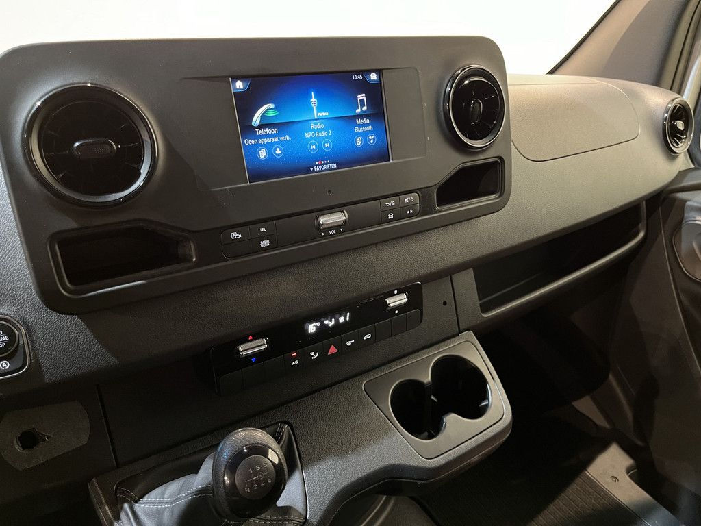Mercedes-Benz Sprinter 311 CDI L2H2 RWD / Euro 6 / Servicebus / Bott inrichting / 220V / Airco / Oprijplaat / Compressor / CarPlay / Camera