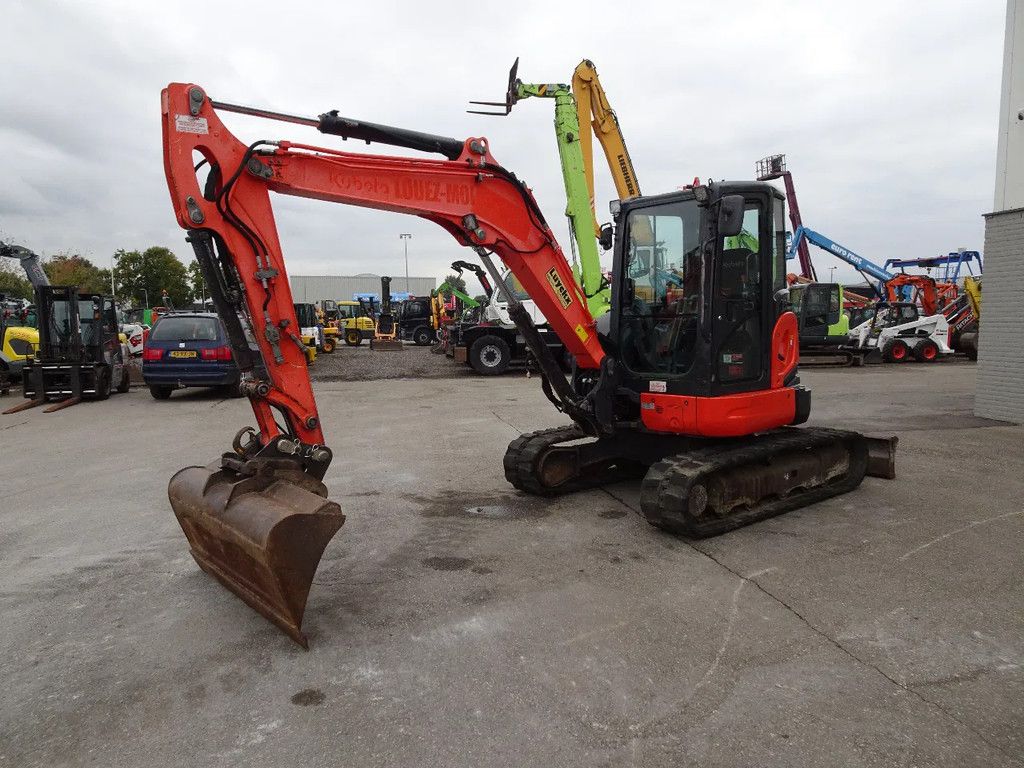 Kubota U55-4