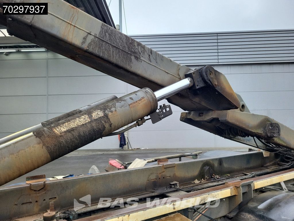 DAF CF 400 6X2 VDL S-21-6200 Hooklift Lift Axle Automatic ACC Euro 6