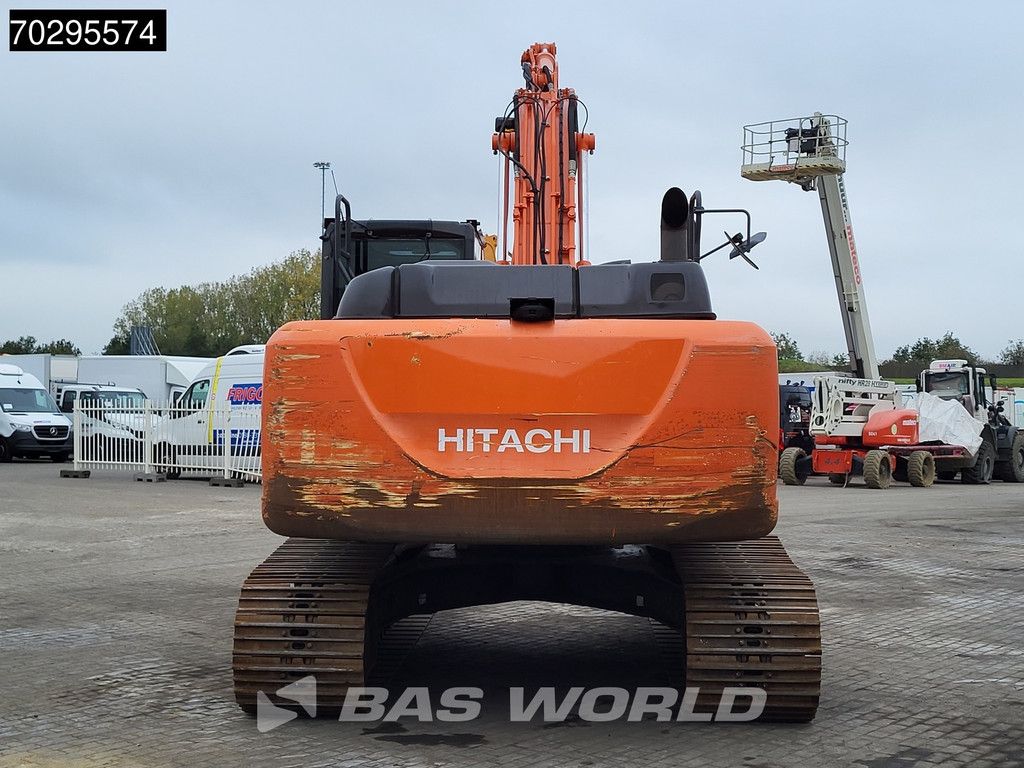 Hitachi ZX210 LC -6