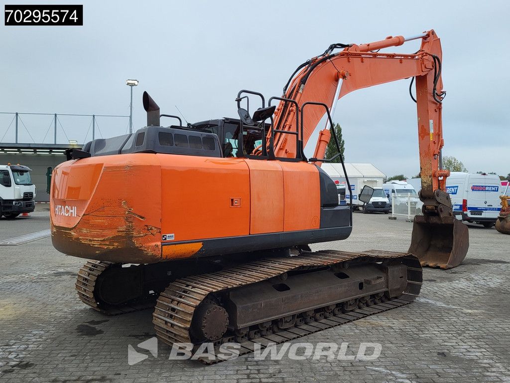 Hitachi ZX210 LC -6