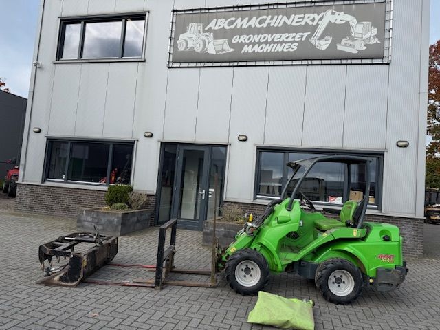 Avant 528TDL Telescoop Minishovel Kniklader 2015 1800u ZGST