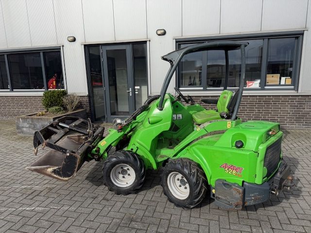 Avant 528TDL Telescoop Minishovel Kniklader 2015 1800u ZGST