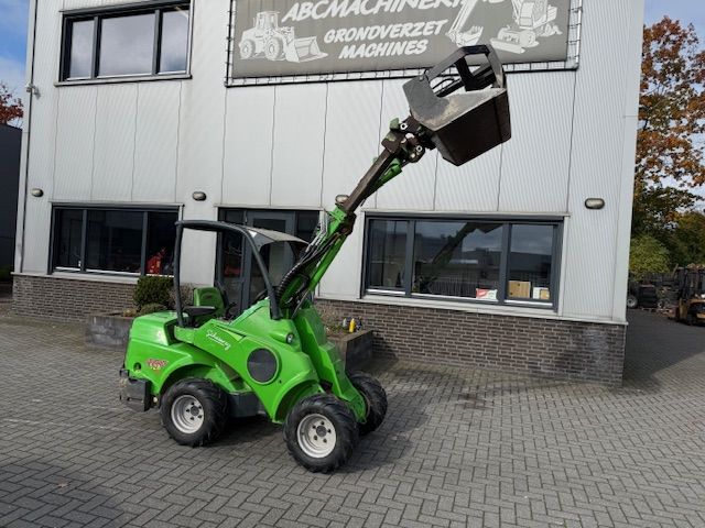 Avant 528TDL Telescoop Minishovel Kniklader 2015 1800u ZGST