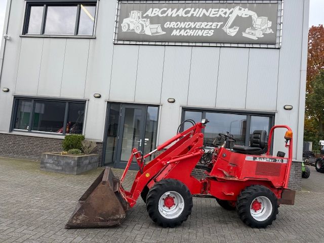 Schaffer 330 Minishovel Kniklader Laadschop Giant Weidemann